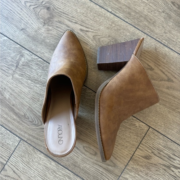 Abound Shoes - Abound Open Heeled Mule - size 11